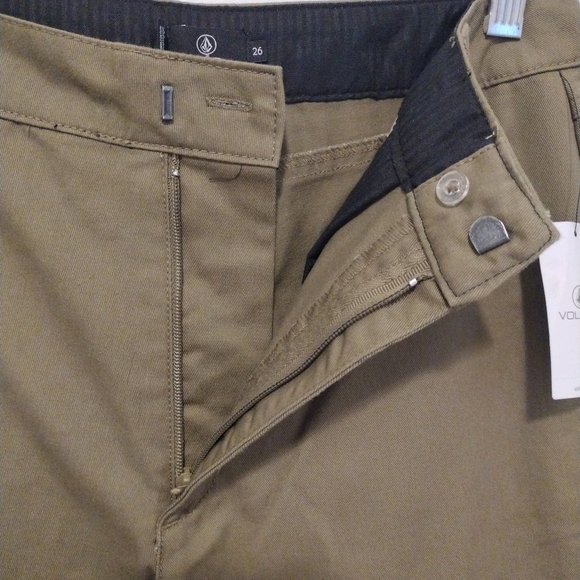 Volcom - So Chickie Highrise Crop Olive Pants - Picture 6 of 16